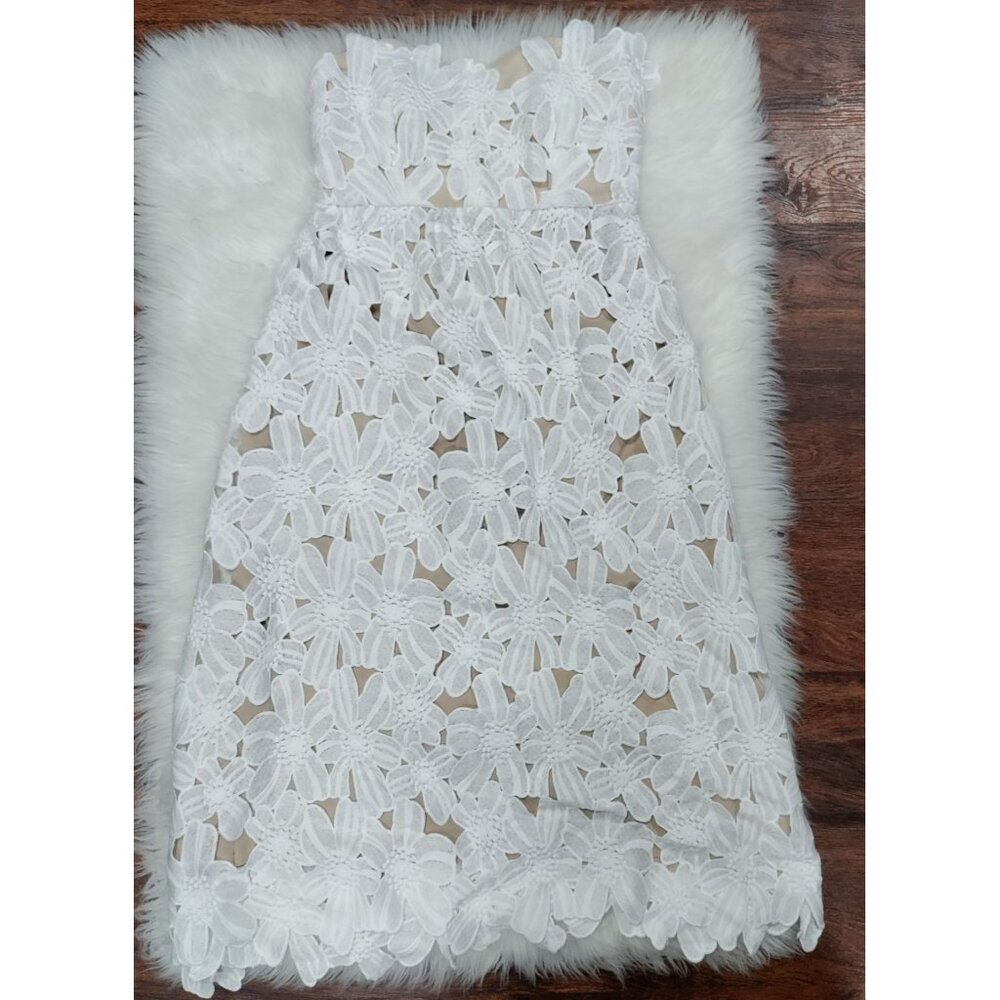 Stone Cold Fox White Floral Lace Strapless Midi Summer Bachelorette Dress XS - Picture 2 of 10